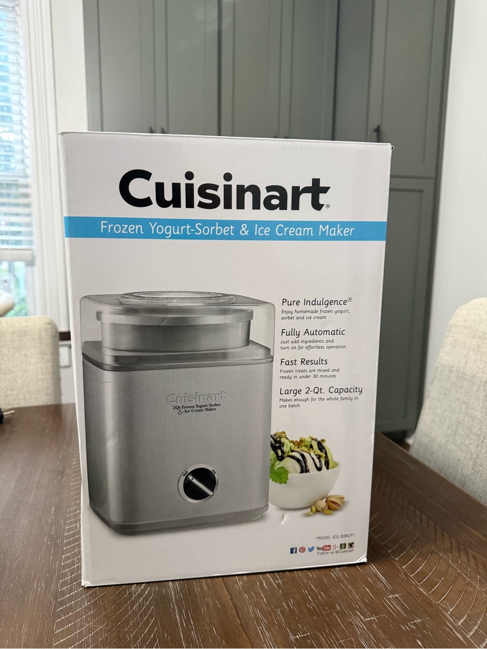 NWT Cuisinart Ice Cream & Sorbet Maker